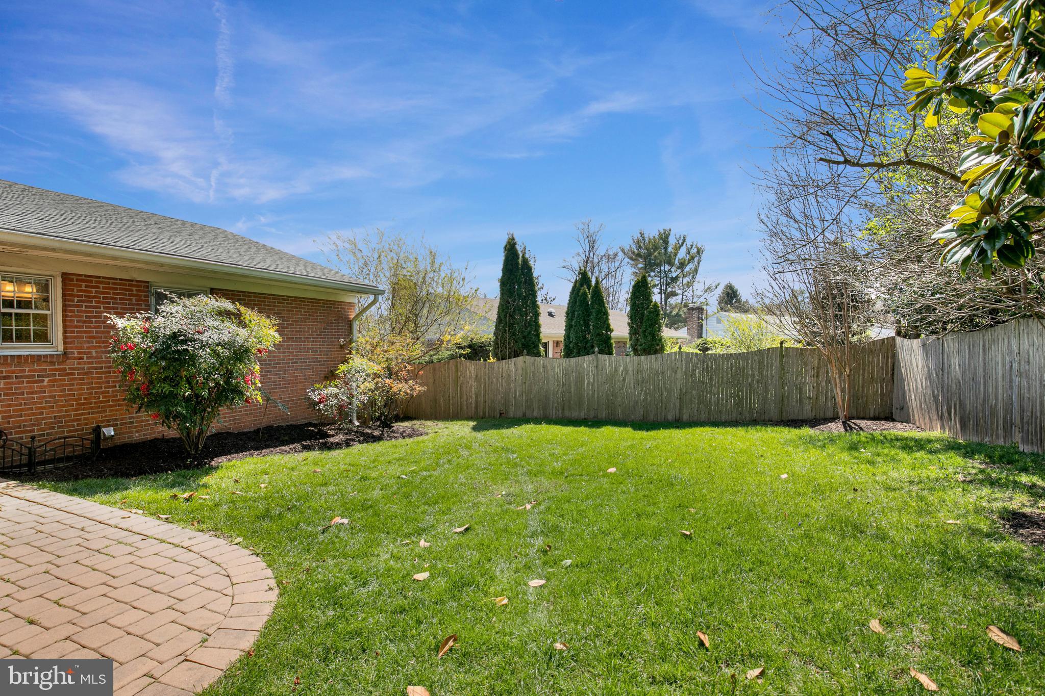 8600 Willowmere Drive Vienna, VA 22180 - Photo 44 of 51