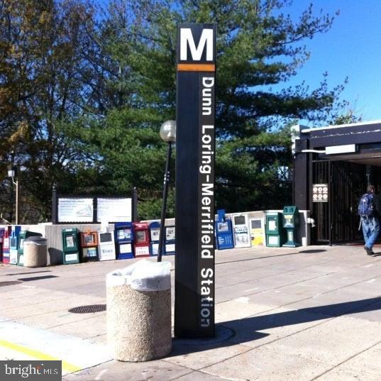 8600 Willowmere Drive Vienna, VA 22180 - Photo 47 of 51