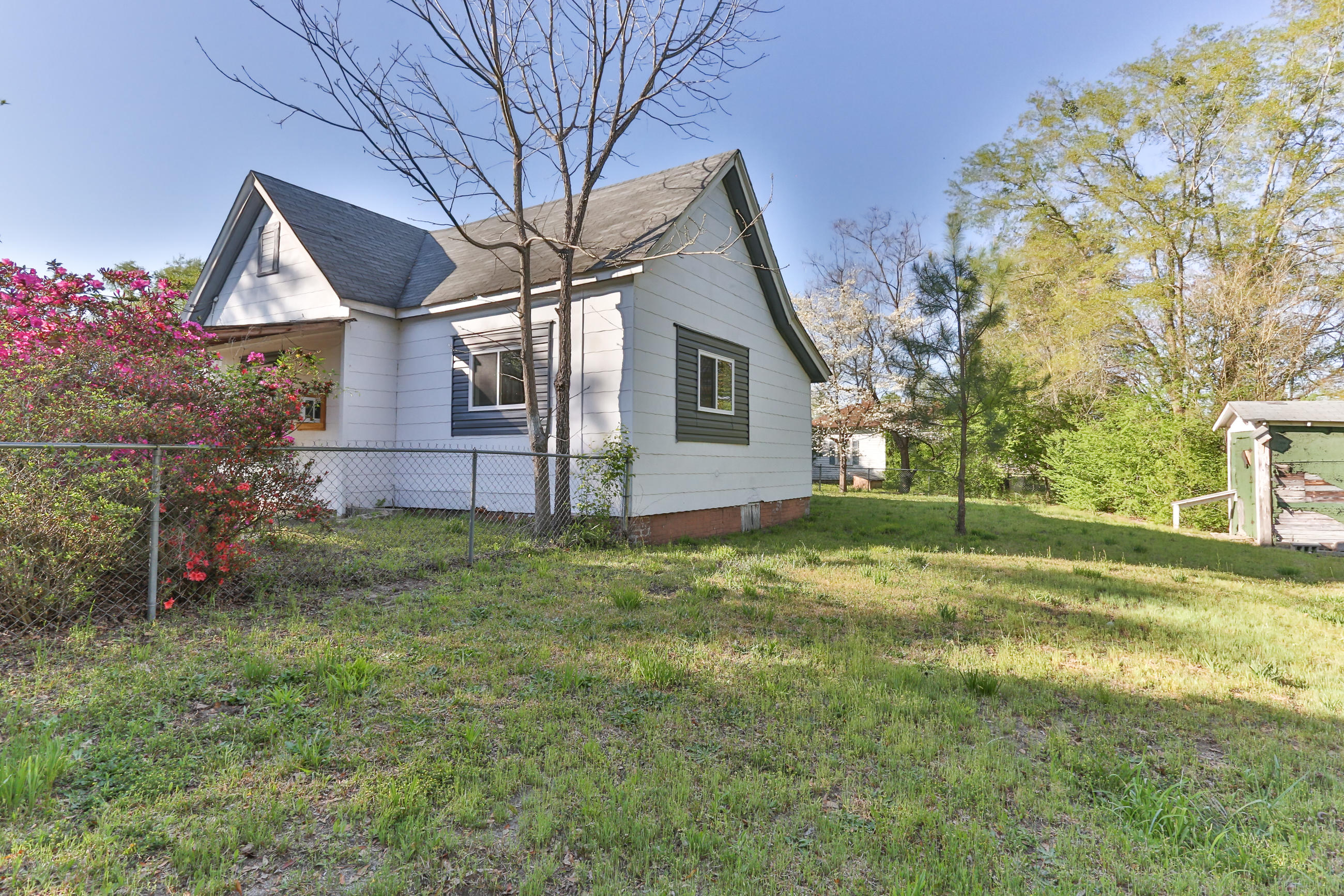 105 Bullard Street Rockingham, NC 28379 - Photo 18 of 19 2Z1A9714