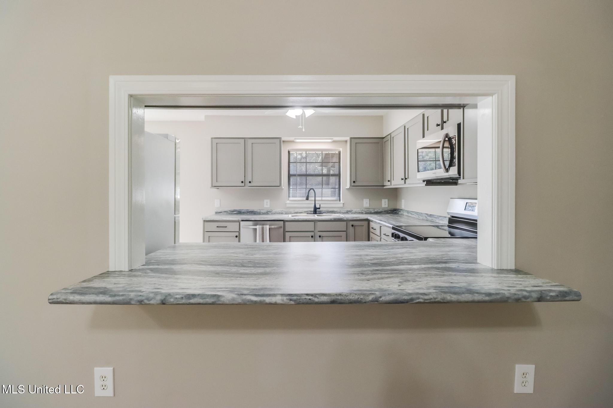 20273 Landon Road Gulfport, MS 39503 - Photo 9 of 25 Photo Feb 05 2026, 2 28 35 PM (1)-2