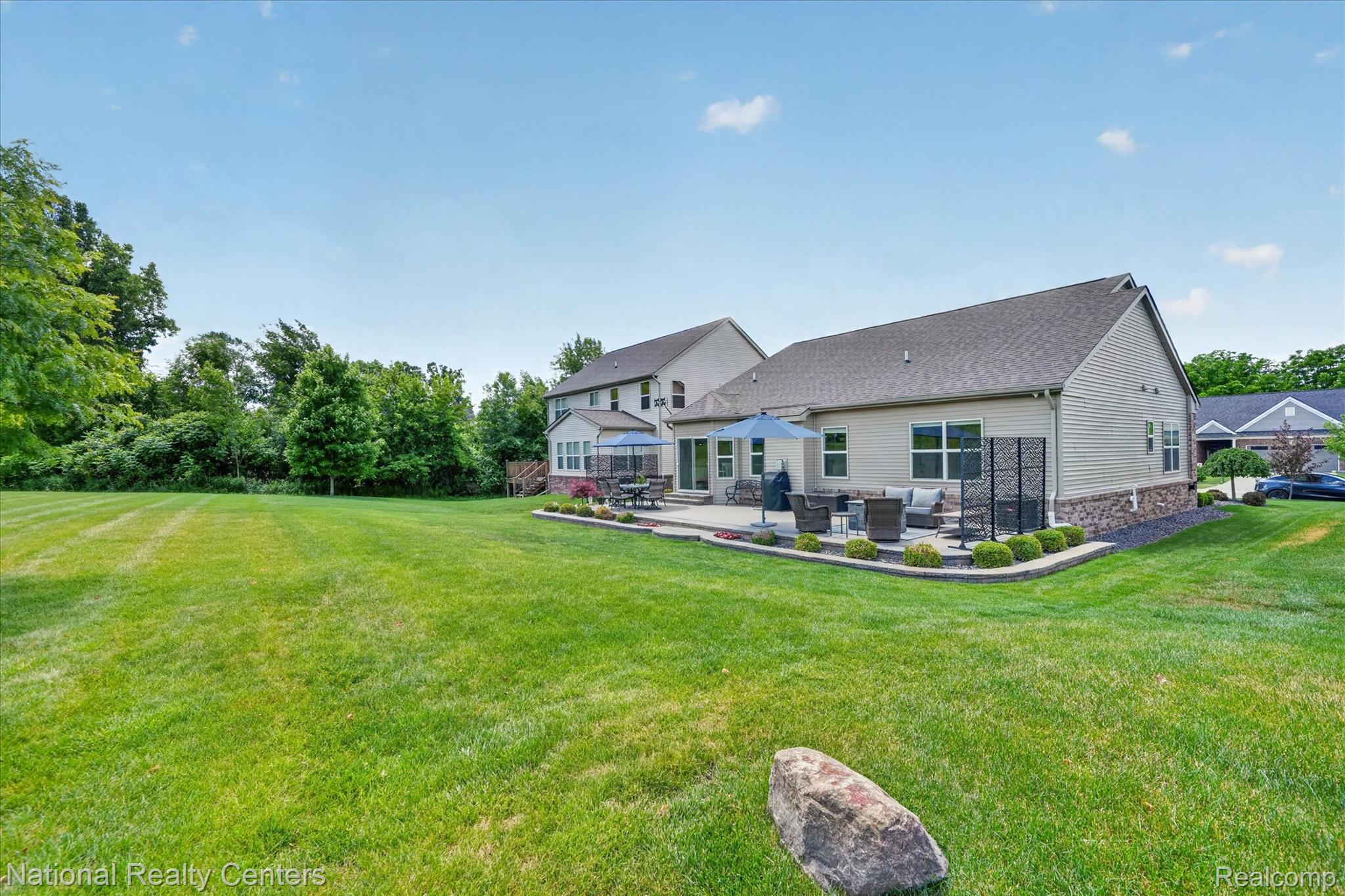 740 North Mill Street South Lyon, MI 48178 - Photo 51 of 56 48-740-N-Mill-St-WindowStill.jpg