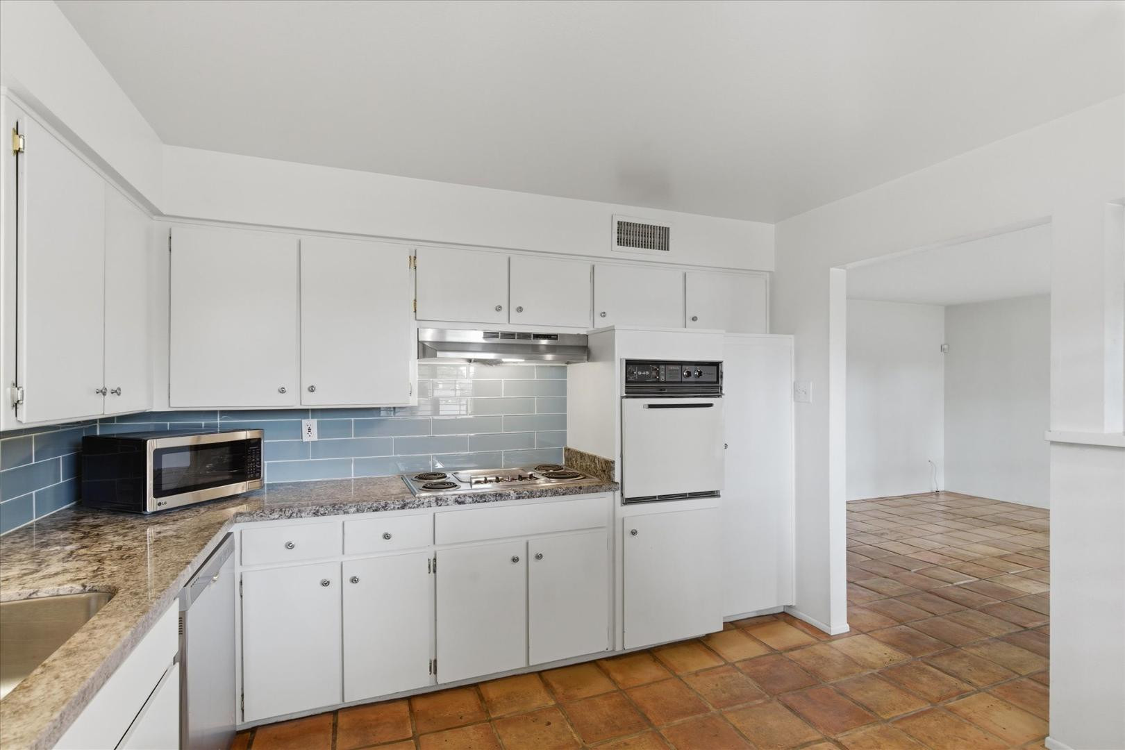 5226 North 20th Street, Unit B1 Phoenix, AZ 85016 - Photo 11 of 25 Photo #11