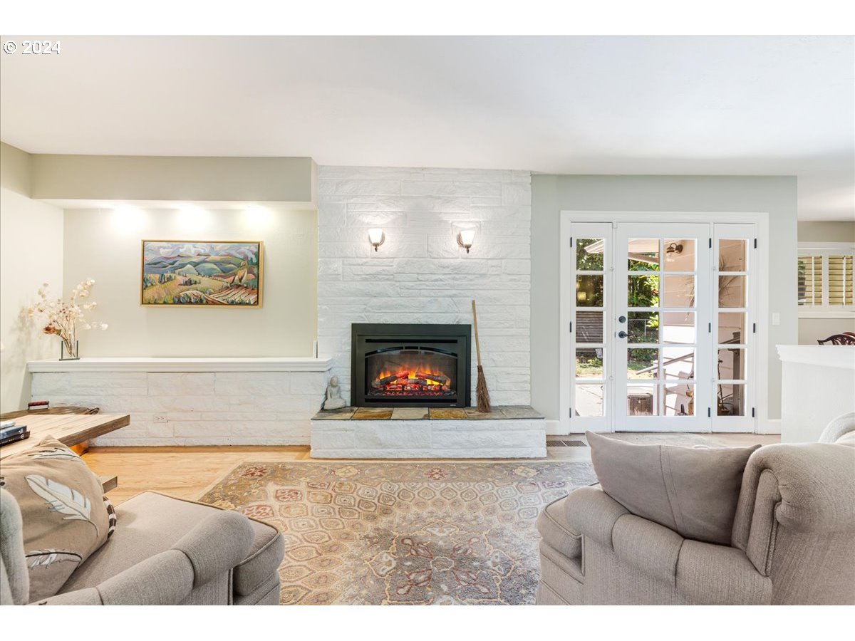 18993 Walling Circle West Linn, OR 97068 - Photo 14 of 42