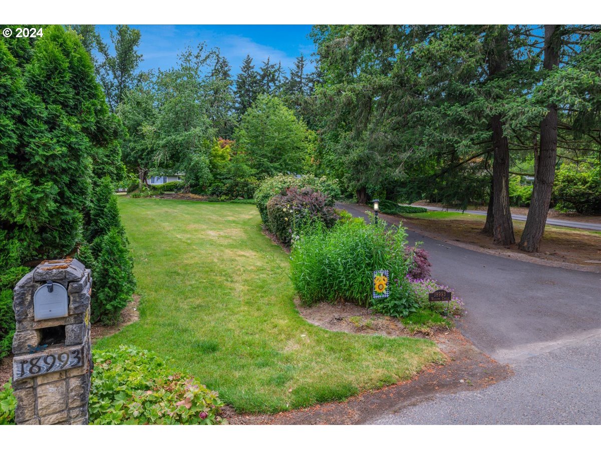 18993 Walling Circle West Linn, OR 97068 - Photo 37 of 42