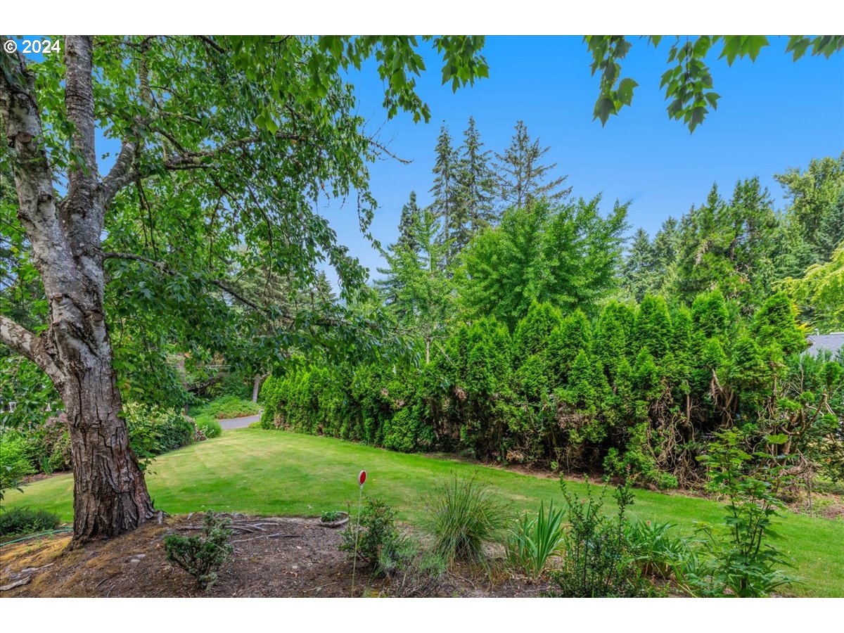 18993 Walling Circle West Linn, OR 97068 - Photo 38 of 42