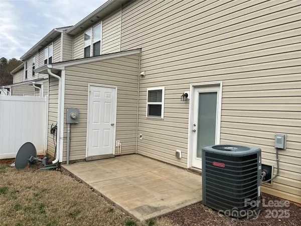 $1,750 | 505 Fawnborough Court, Rock Hill, SC 29732