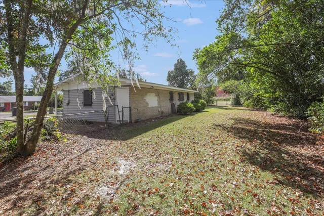 $219,900 | 2352 Yorkshire Drive, Tallahassee, FL 32304