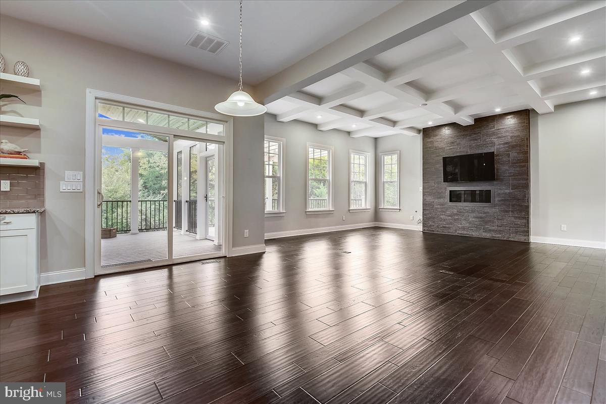 40789 Foxtail Fields Drive Aldie, VA 20105 - Photo 11 of 63 Family room