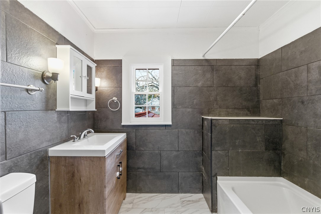 799 Woods Road Geddes, NY 13209 - Photo 13 of 47