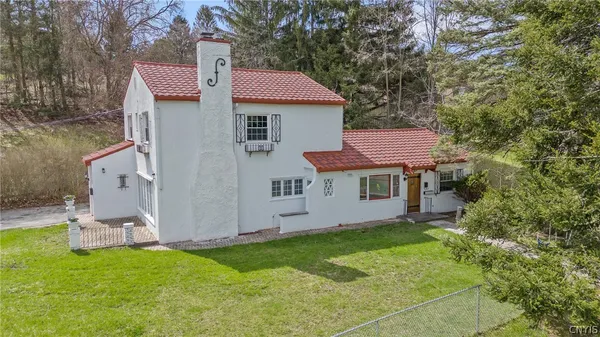 $350,000 | 799 Woods Road, Geddes, NY 13209