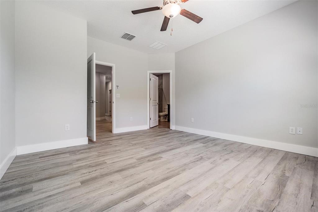 8082 Rolling Shell Trail Wesley Chapel, FL 33545 - Photo 16 of 58