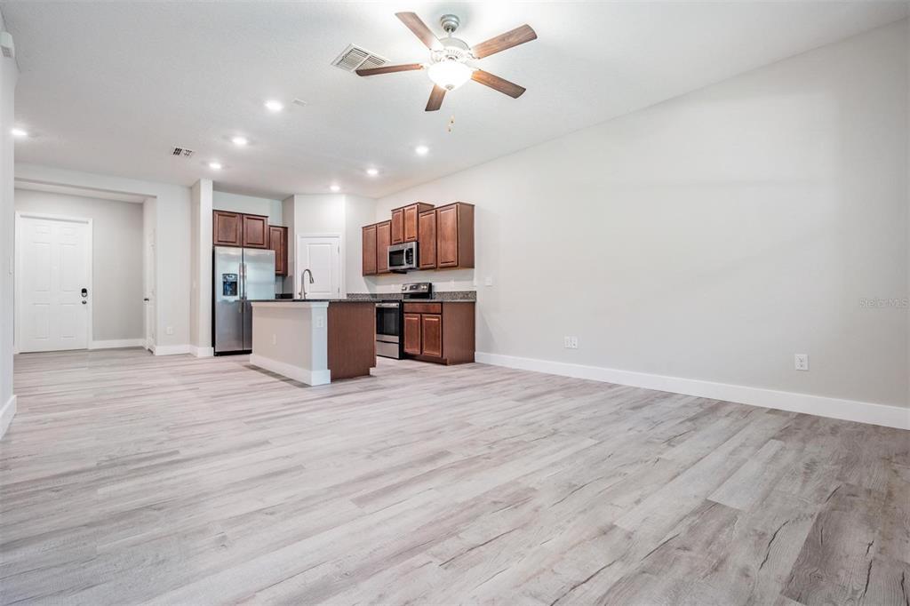 8082 Rolling Shell Trail Wesley Chapel, FL 33545 - Photo 21 of 58