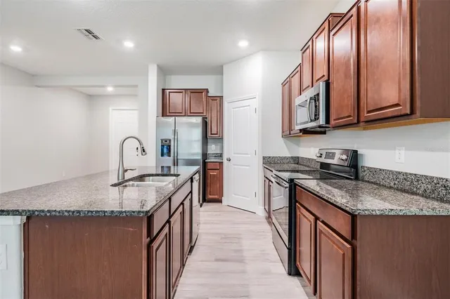 $2,200 | 8082 Rolling Shell Trail, Wesley Chapel, FL 33545