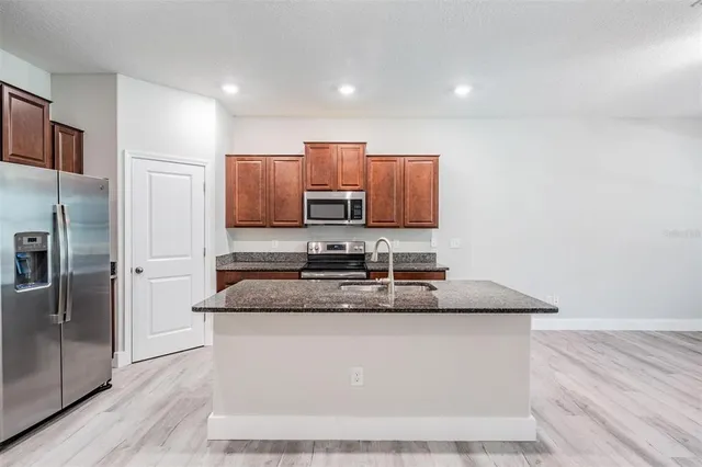 $2,200 | 8082 Rolling Shell Trail, Wesley Chapel, FL 33545