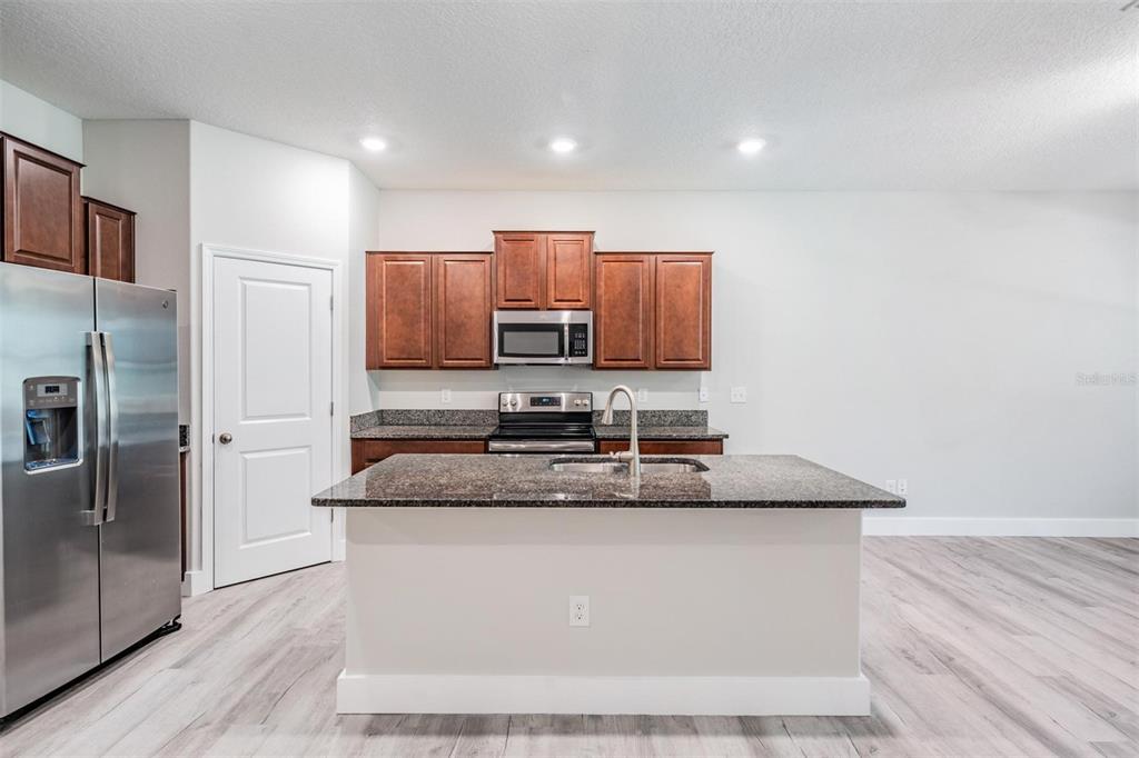 8082 Rolling Shell Trail Wesley Chapel, FL 33545 - Photo 26 of 58