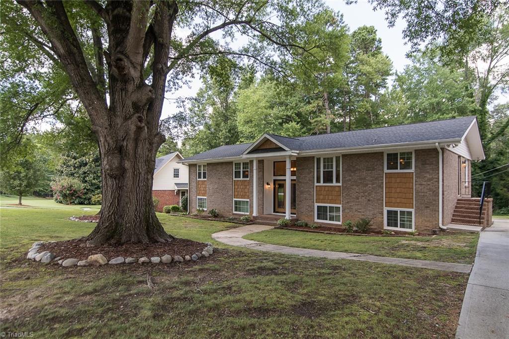1012 Sweetbriar Road High Point, NC 27262 - Photo 2 of 30 Gallery Image 2