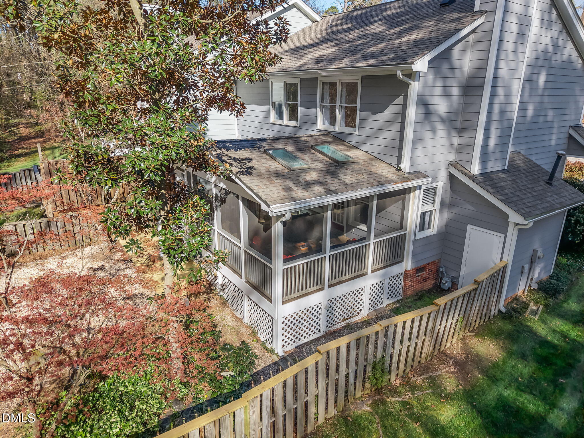 1401 Mapleside Court Raleigh, NC 27609 - Photo 28 of 45 13-web-or-mls-DJI_20260318102734_0380_D