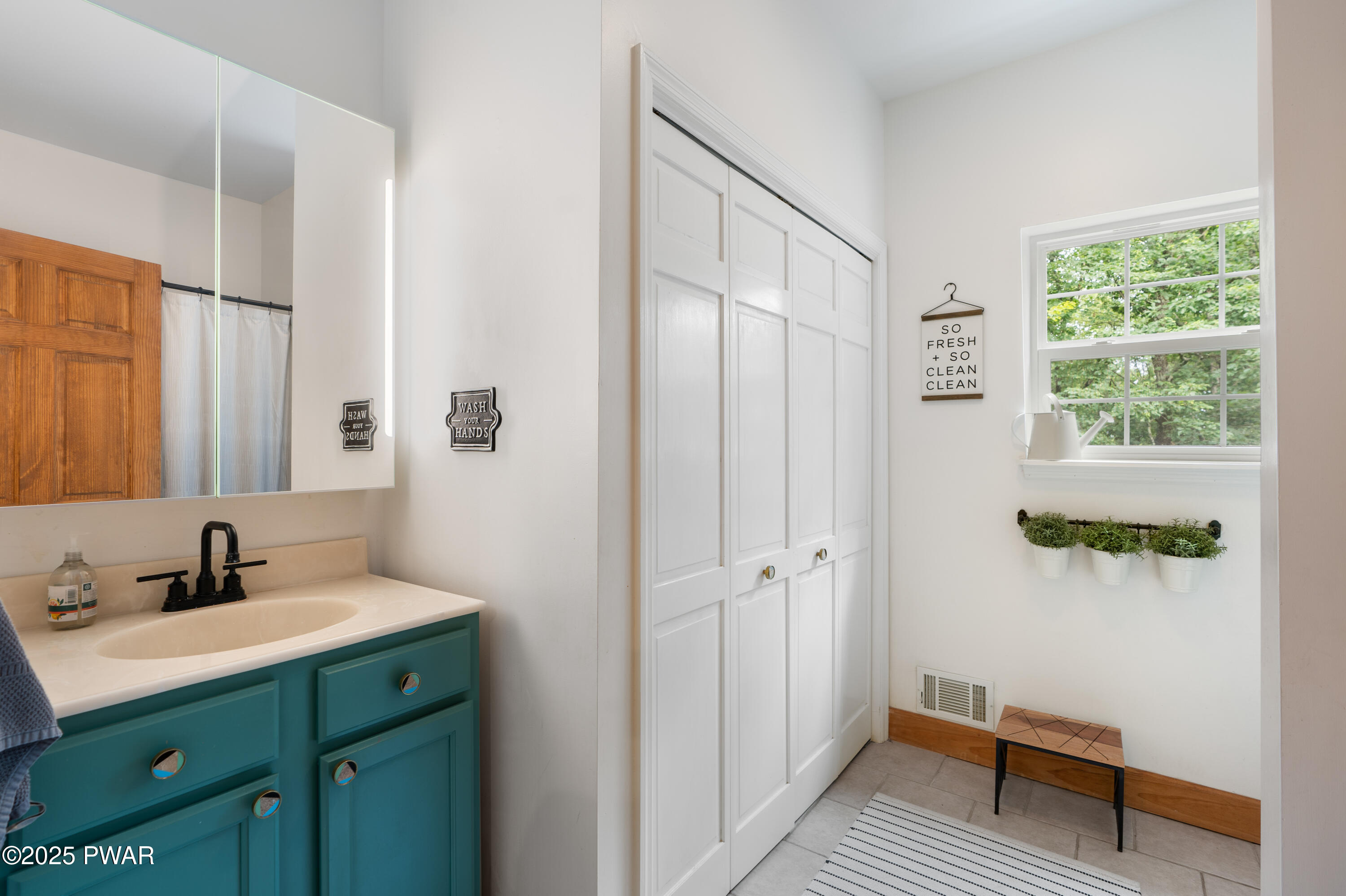 115 Rocky Road Lackawaxen, PA 18435 - Photo 39 of 79