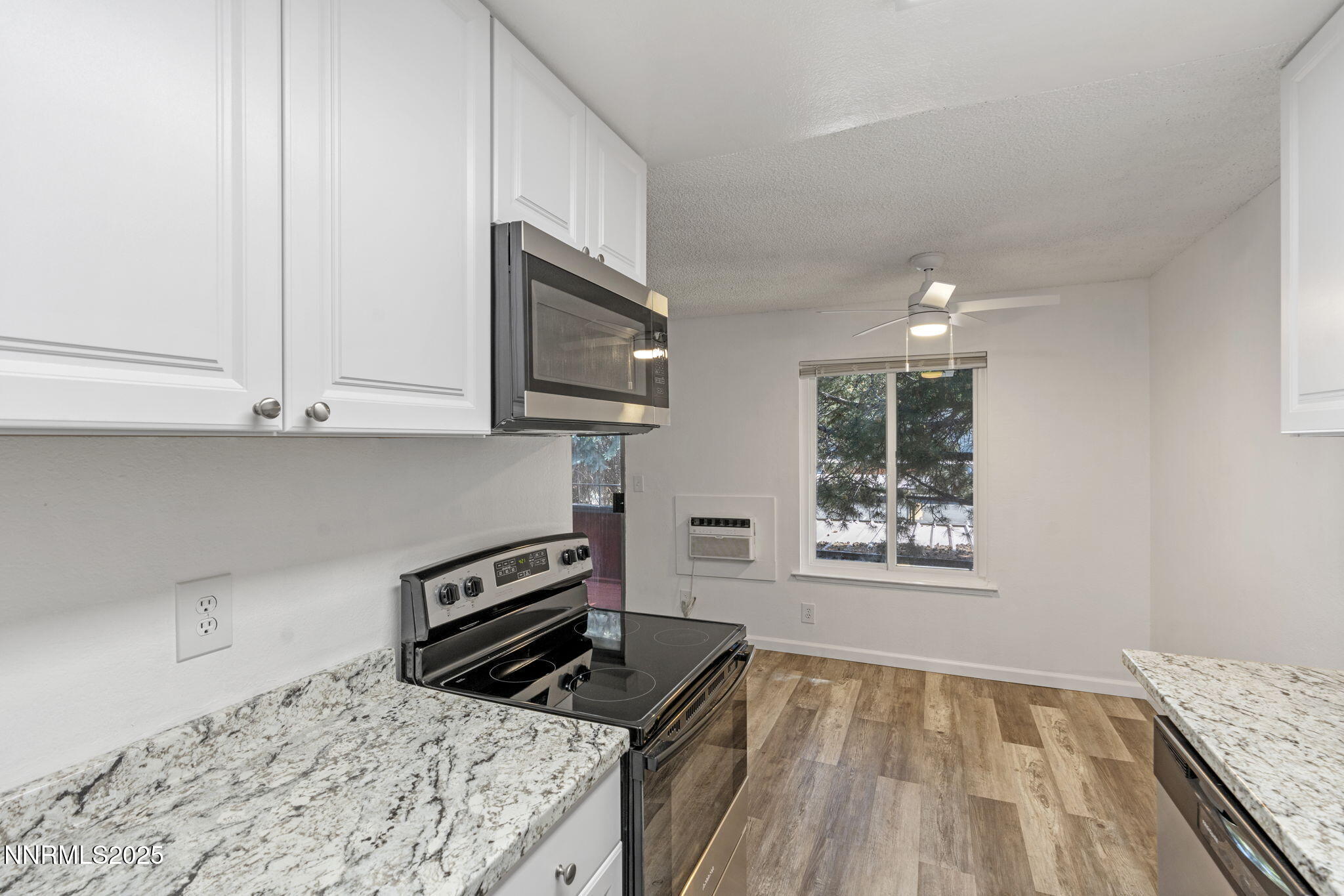 4608 Neil Road, Unit 226 Reno, NV 89502 - Photo 4 of 22 7-web-or-mls-DSC06028