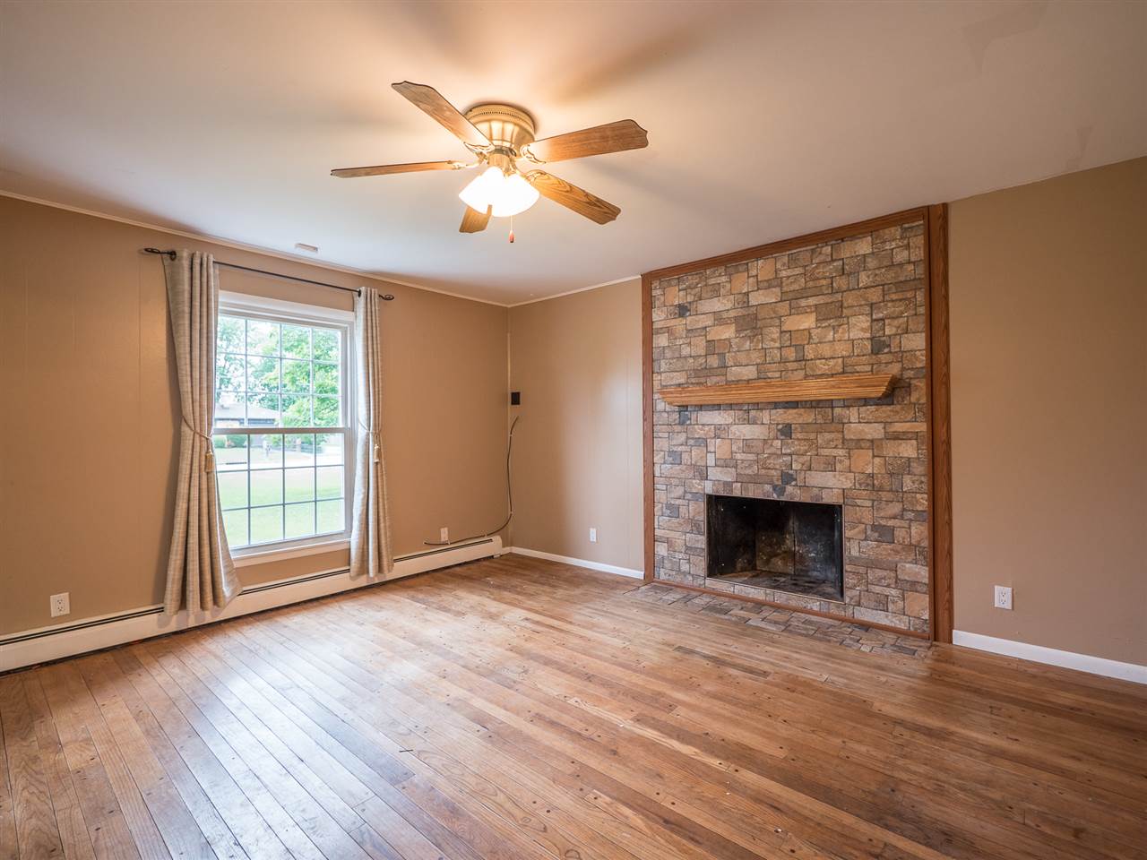 348 East Dustman Road Bluffton, IN 46714 - Photo 4 of 35 Gallery Image 4