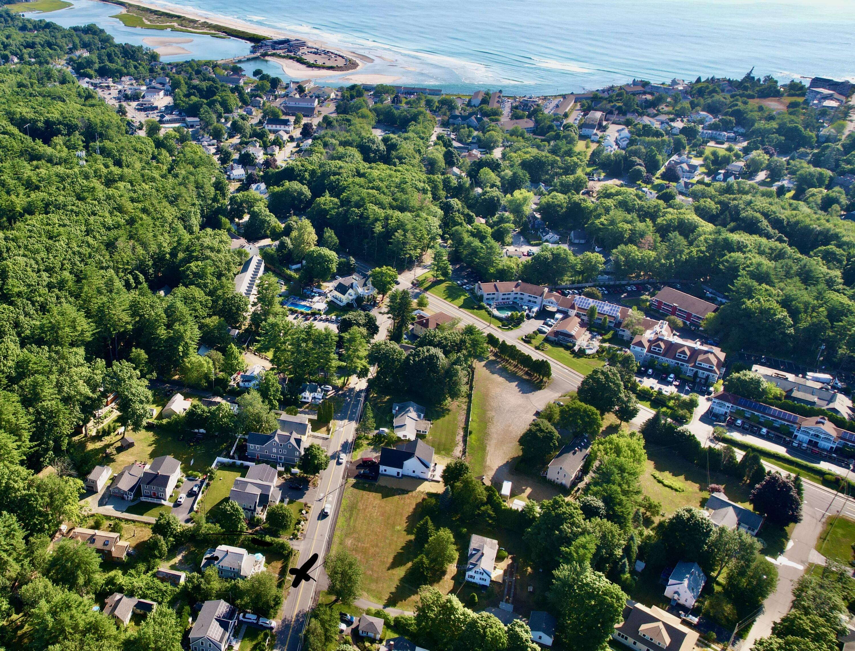 58 Agamenticus Road Ogunquit, ME 03907 - Photo 18 of 18 AB9A3094-EF05-43E3-B506-42D8AF0583DB_1_2