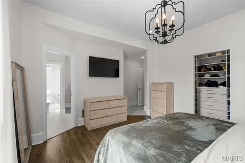 $569,500 | 4716 Olive Street, St. Louis, MO 63108