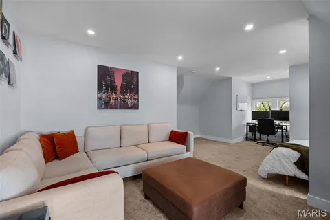 $569,500 | 4716 Olive Street, St. Louis, MO 63108