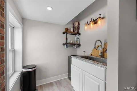 $569,500 | 4716 Olive Street, St. Louis, MO 63108