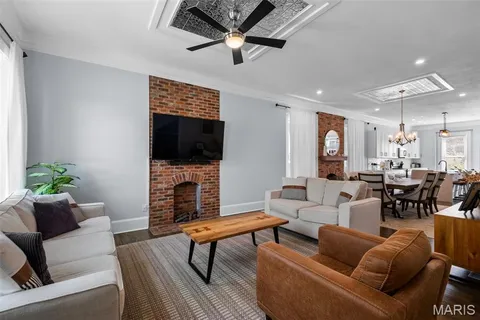 $569,500 | 4716 Olive Street, St. Louis, MO 63108