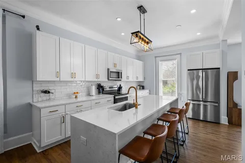 $569,500 | 4716 Olive Street, St. Louis, MO 63108