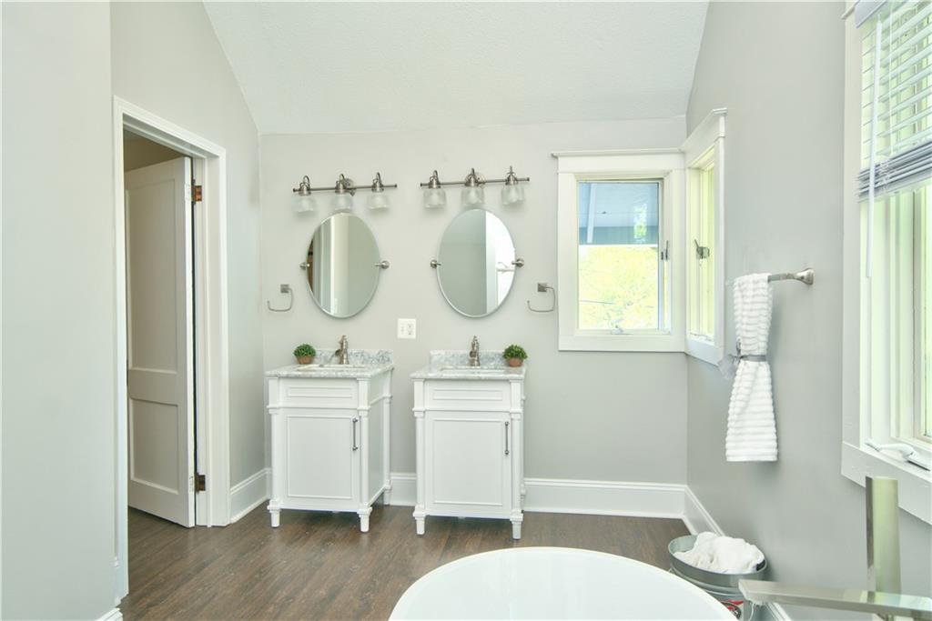 326 North Riley Avenue Indianapolis, IN 46201 - Photo 23 of 37 Gallery Image 23