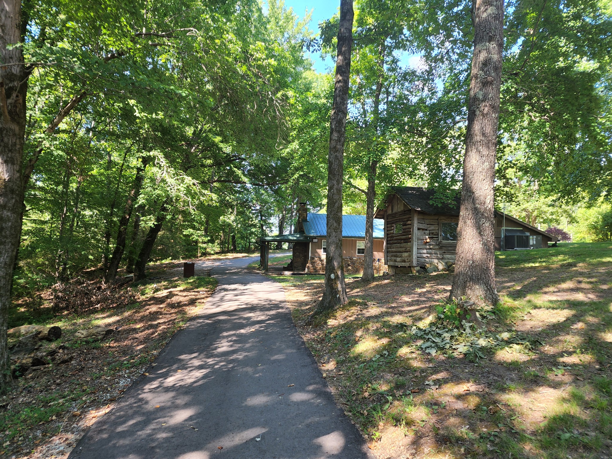 1035 West Point Road Lawrenceburg, TN 38464 - Photo 6 of 42 a view of backyard with green space