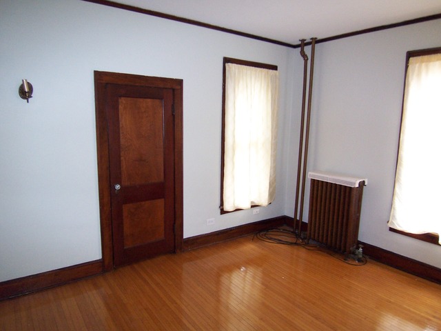 371 Fulton Street Elgin, IL 60120 - Photo 12 of 15 Gallery Image 12