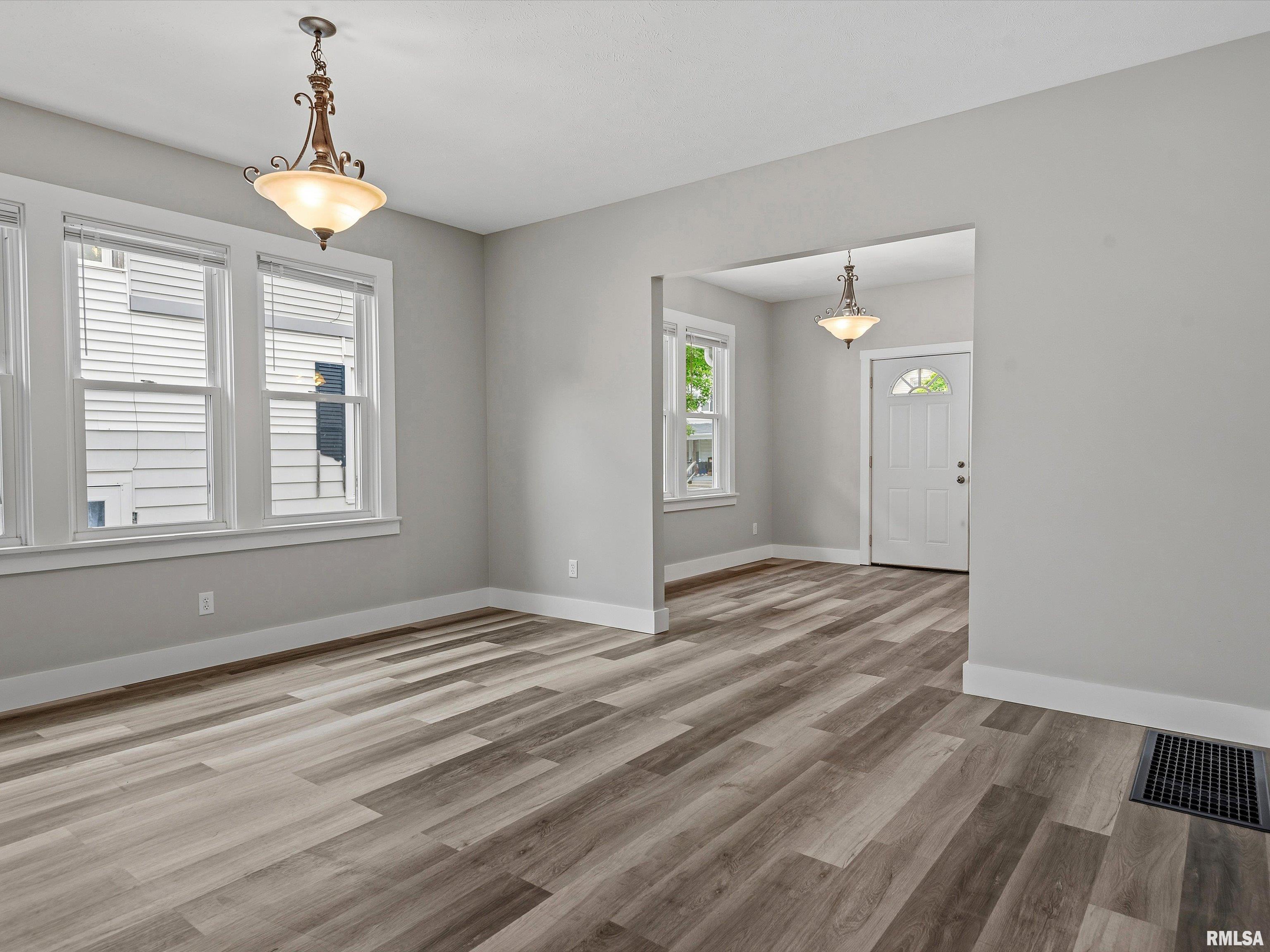 1519 South Spring Street Springfield, IL 62704 - Photo 10 of 22