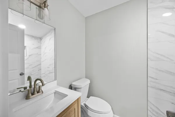 $2,850 | 3916 Kennon Street, Houston, TX 77009