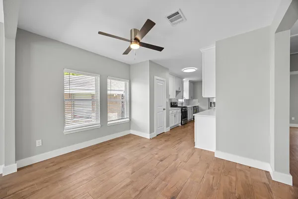 $2,850 | 3916 Kennon Street, Houston, TX 77009