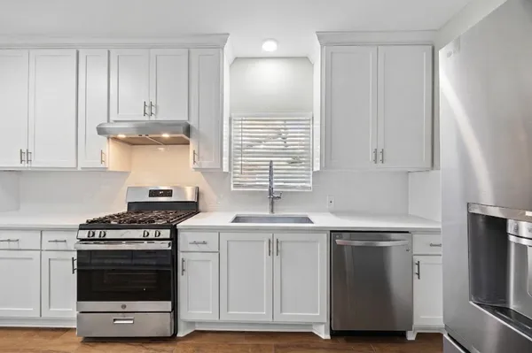 $2,850 | 3916 Kennon Street, Houston, TX 77009