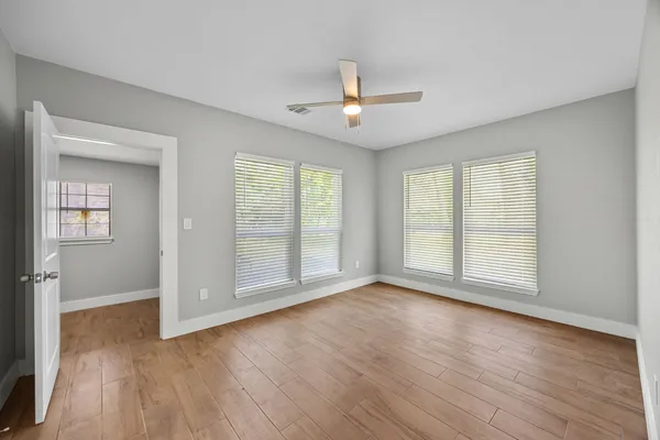 $2,850 | 3916 Kennon Street, Houston, TX 77009