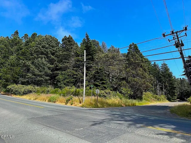 a view of outdoor space and green space