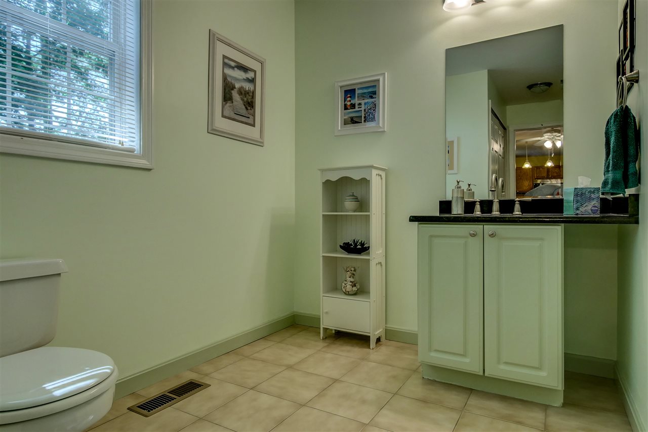 420 Wellington Hill Road Manchester, NH 03104 - Photo 15 of 40 Gallery Image 15