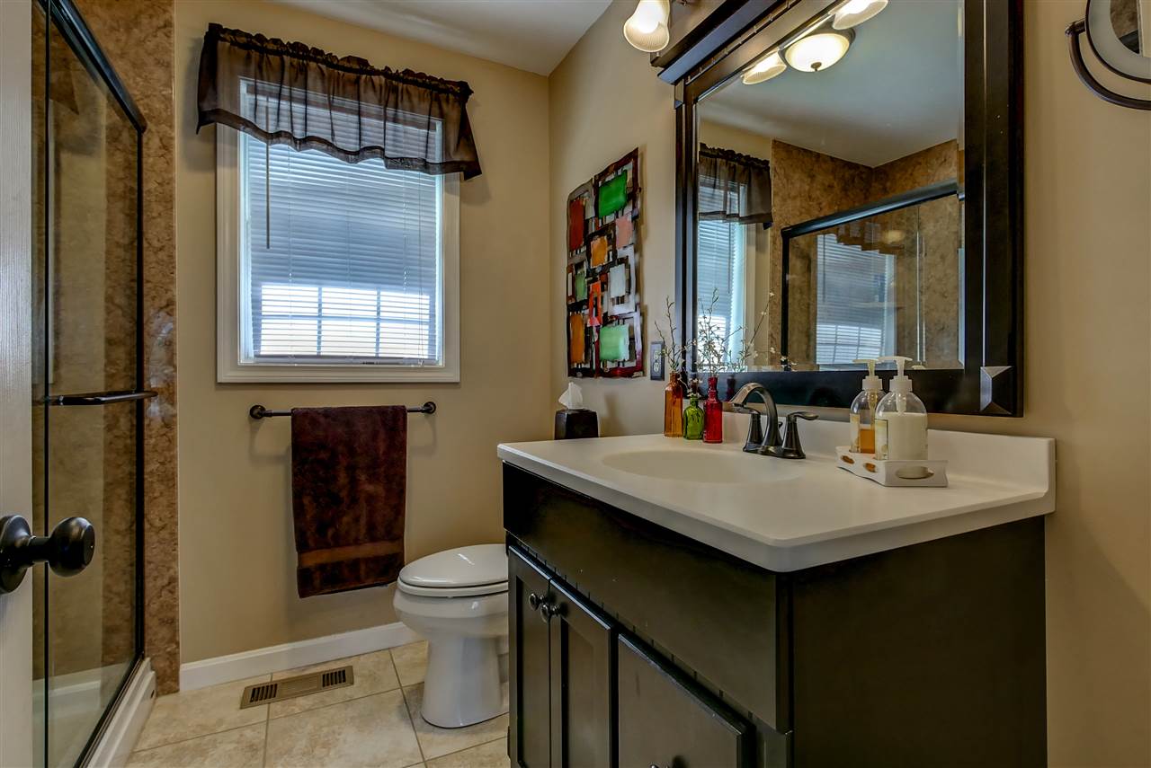 420 Wellington Hill Road Manchester, NH 03104 - Photo 23 of 40 Gallery Image 23