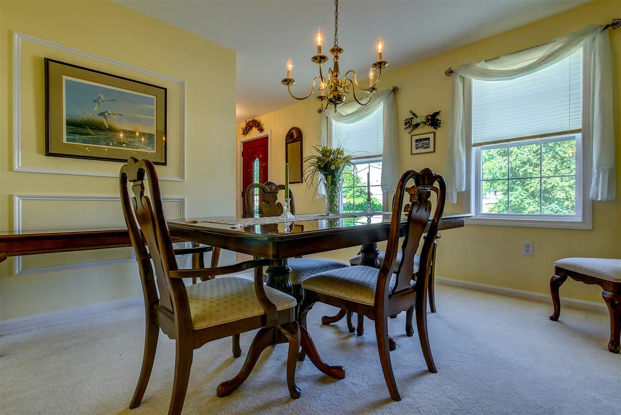 420 Wellington Hill Road Manchester, NH 03104 - Photo 5 of 40 Gallery Image 5