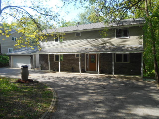 212 Baron Drive Spring Grove, IL 60081 - Photo 2 of 25