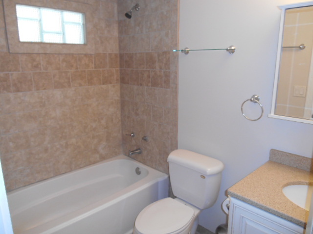 212 Baron Drive Spring Grove, IL 60081 - Photo 14 of 25