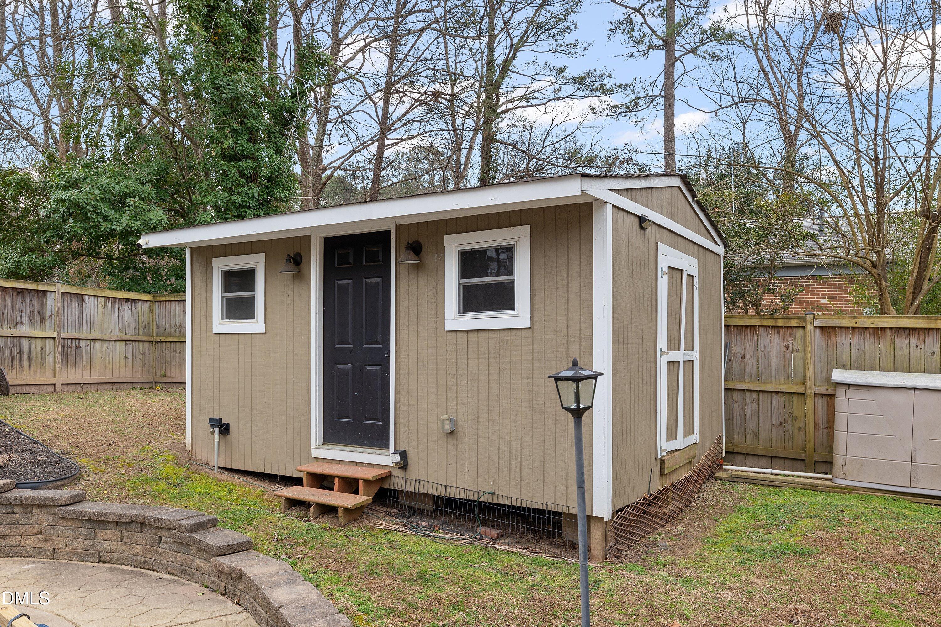 6016 Bellow Street Raleigh, NC 27609 - Photo 39 of 46 43-6016 Bellow _7020