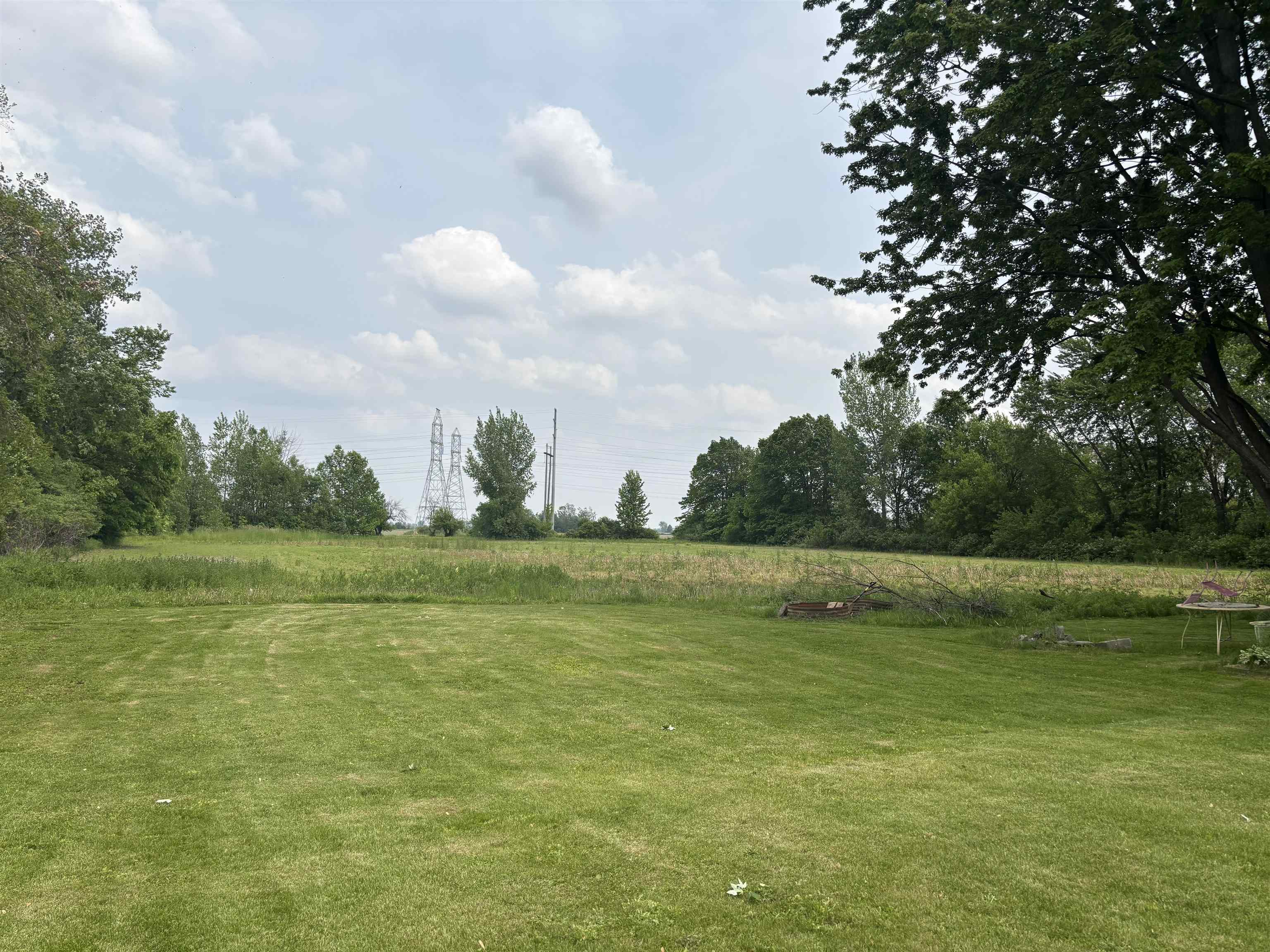 73 South Tuscola Road Bay City, MI 48708 - Photo 5 of 15