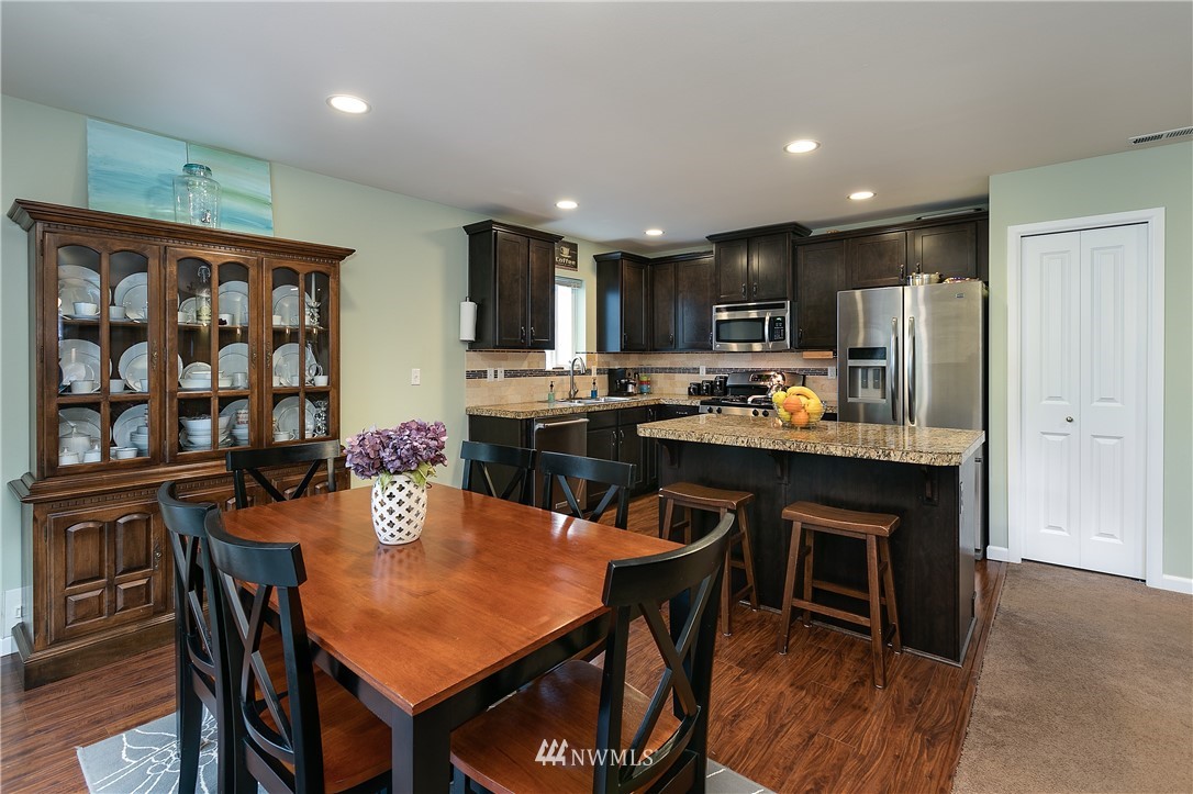 3228 177th Place Southeast, Unit 18 Bothell, WA 98012 - Photo 8 of 22 Gallery Image 8