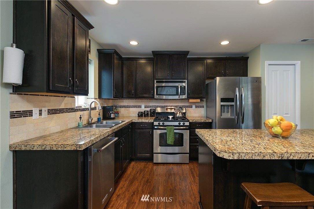 3228 177th Place Southeast, Unit 18 Bothell, WA 98012 - Photo 9 of 22 Gallery Image 9