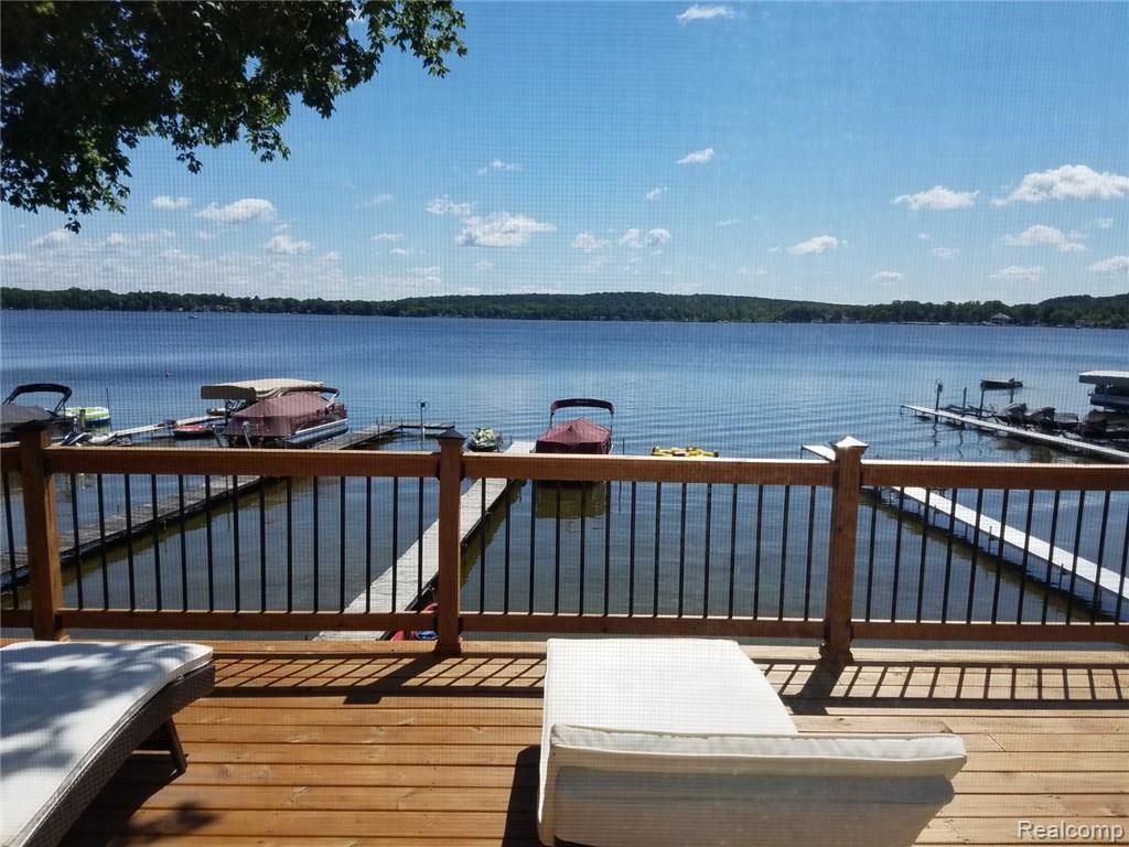 9802 Winston Road Pinckney, MI 48169 - Photo 13 of 33