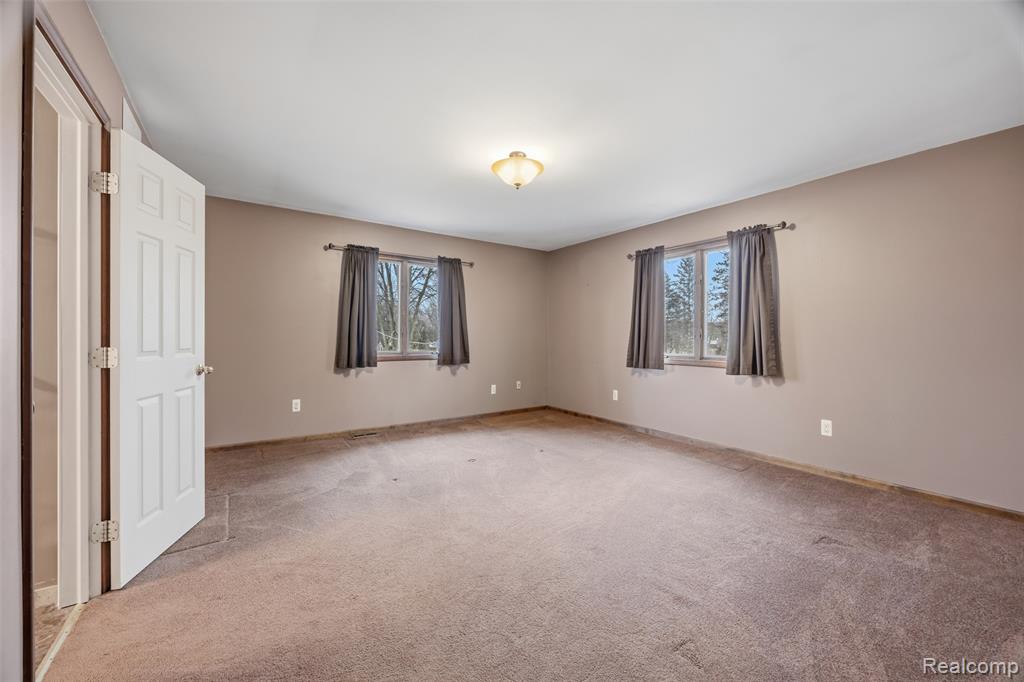 21650 Telegraph Road Flat Rock, MI 48134 - Photo 29 of 70